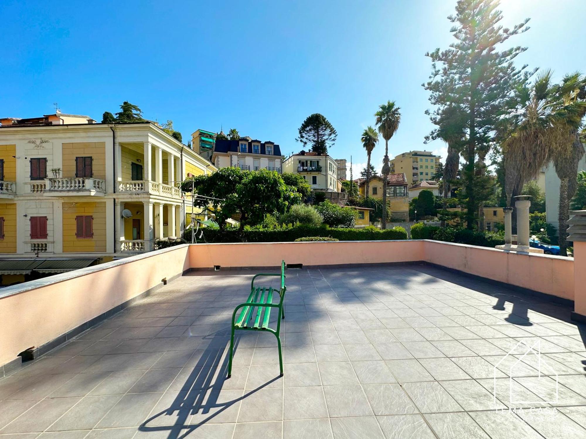 Casa Di Luca - Le Sorelle - A 1 Minuto Dal Centro Villa Sanremo Exteriör bild